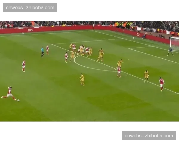 深度复盘:阿森纳绝杀进球背后的精密定位球战术设计 深度复盘:阿森纳绝杀进球背后的精密定位球战术设计